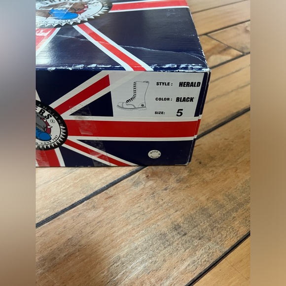 Grinders “Herald” Black Leather 14 Hole Steel Toe Boots Mens UK 5 US W 7… - Picture 3 of 16